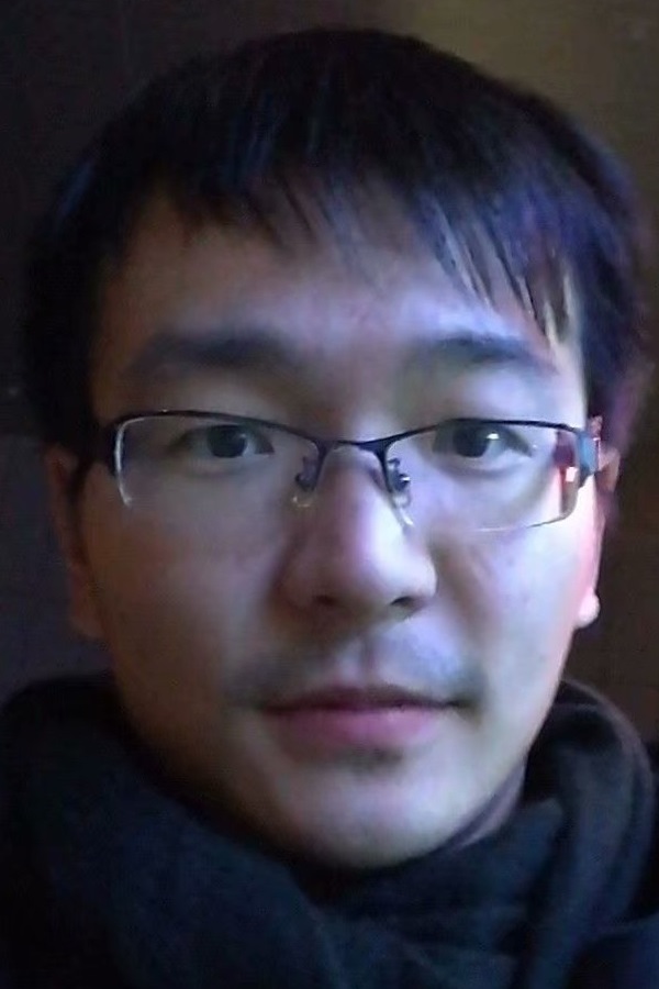 Fenggen Yu