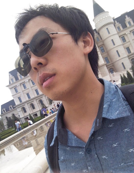 Zili Yi